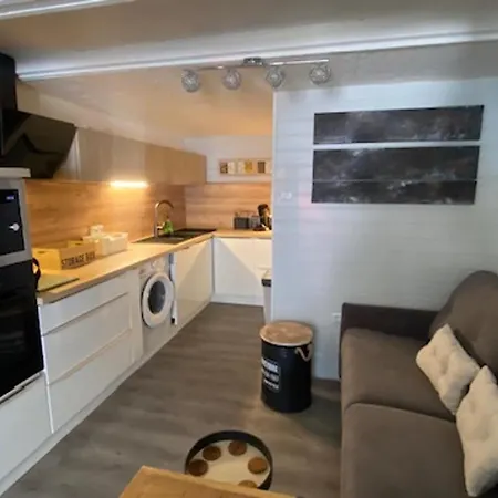 Port : Mezzanine, Climatisee, Animaux -10kg, Parking, 4 Pers. - Fr-1-798-54 Villa Leucate