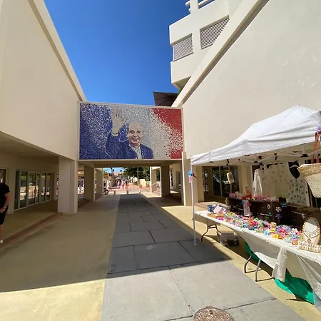 Port : Mezzanine, Climatisee, Animaux -10kg, Parking, 4 Pers. - Fr-1-798-54 Villa *