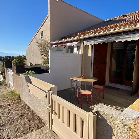 Villa Port : Mezzanine, Climatisee, Animaux -10kg, Parking, 4 Pers. - Fr-1-798-54 Leucate