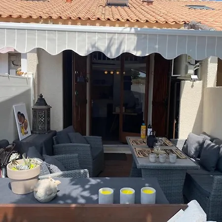 Vila Port : Mezzanine, Climatisee, Animaux -10kg, Parking, 4 Pers. - Fr-1-798-54